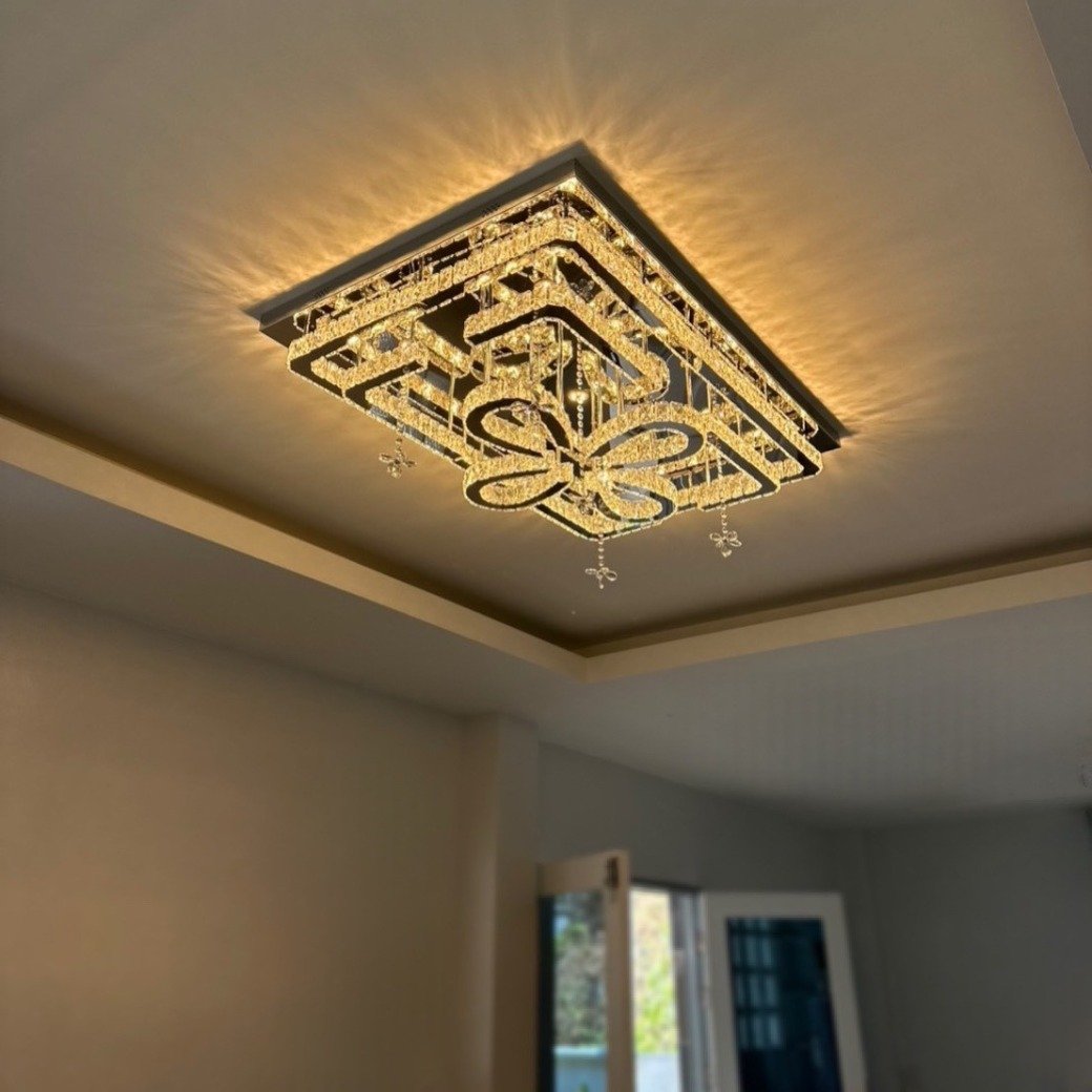 MODEL AD 5 โคมไฟติดตั้งจริง